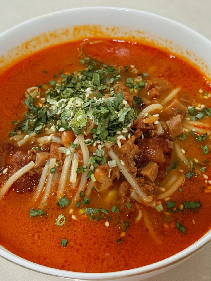 肉酱汤面